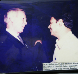 Dr. Jafrey with Prof. Dr. Martin R Partridge in 2003